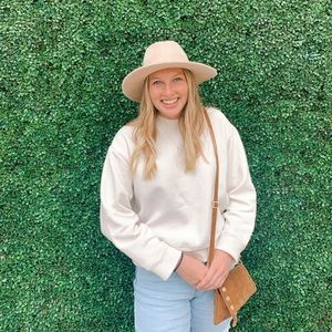 Meet your Posher, Madeline